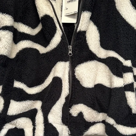 Thread & Supply Black and White Fuzzy Zip Jacket - Picture 5 of 12
